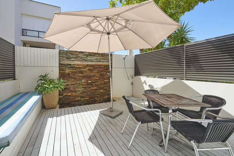 Waves Byron Bay - Accommodation in Surfers Paradise 38