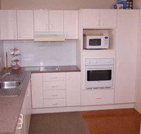 Bellhaven 2 17 Willow Street - Accommodation in Surfers Paradise