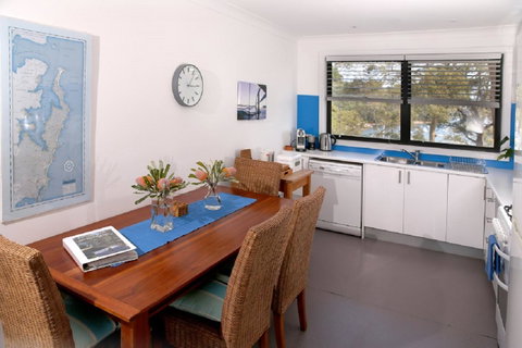 Refuge Cove On Pittwater - Accommodation in Surfers Paradise 8