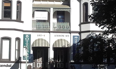 182 Anson Street - Accommodation in Surfers Paradise 3