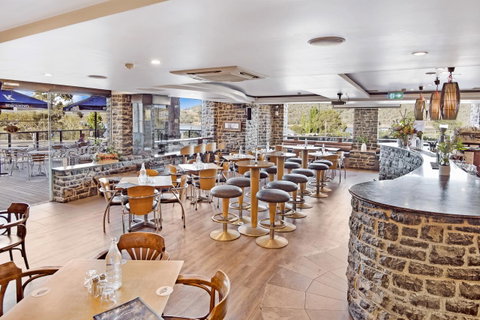 Banjo Paterson Inn - Accommodation in Surfers Paradise 8