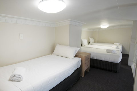 Banjo Paterson Inn - Accommodation in Surfers Paradise 27