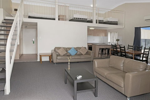Banjo Paterson Inn - Accommodation in Surfers Paradise 28