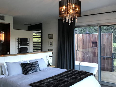 Amaroo Valley Springs - Accommodation in Surfers Paradise 9
