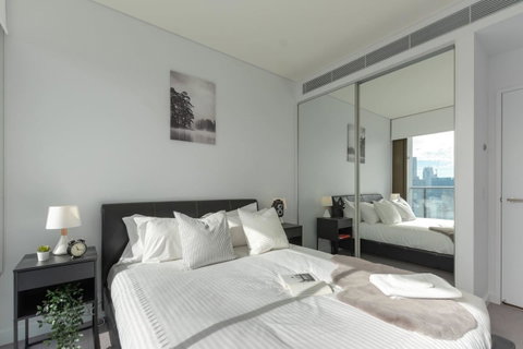 High Rise Apt In Heart Of Sydney Wt Harbour View - Accommodation in Surfers Paradise 7