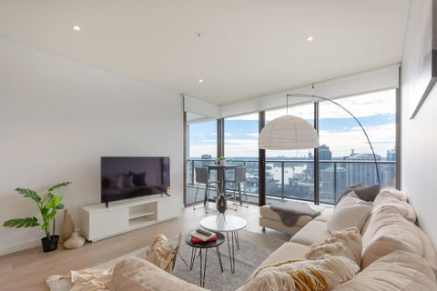 High Rise Apt In Heart Of Sydney Wt Harbour View - Accommodation in Surfers Paradise 0