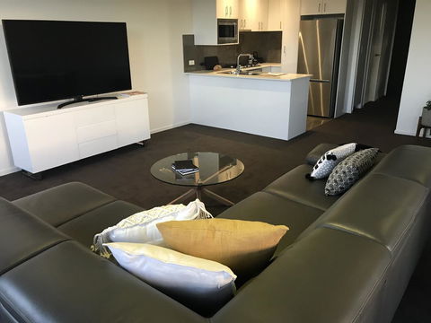 The Botanical 201 - Accommodation in Surfers Paradise 2