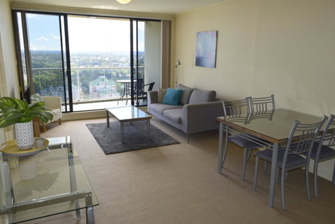 ACLiving Serviced Apartments - Accommodation in Surfers Paradise 3