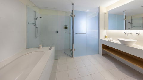 Oaks Cypress Lakes Resort - Accommodation in Surfers Paradise 7