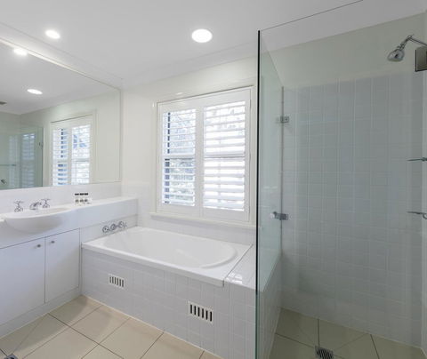 Oaks Cypress Lakes Resort - Accommodation in Surfers Paradise 40