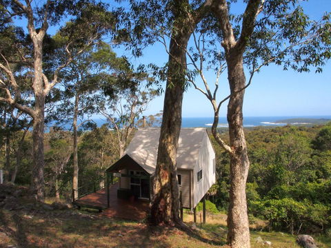 Bundle Hill Cottages - Accommodation in Surfers Paradise 12