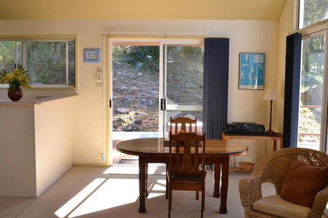 Bundle Hill Cottages - Accommodation in Surfers Paradise 42