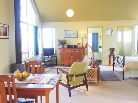Bundle Hill Cottages - Accommodation in Surfers Paradise 21