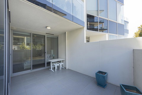 Lakefront 116 Kingston ACT - Accommodation in Surfers Paradise 3