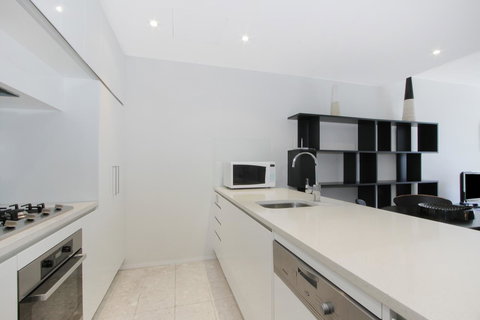 Lakefront 116 Kingston ACT - Accommodation in Surfers Paradise 22