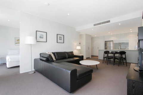 Lakefront 116 Kingston ACT - Accommodation in Surfers Paradise 16