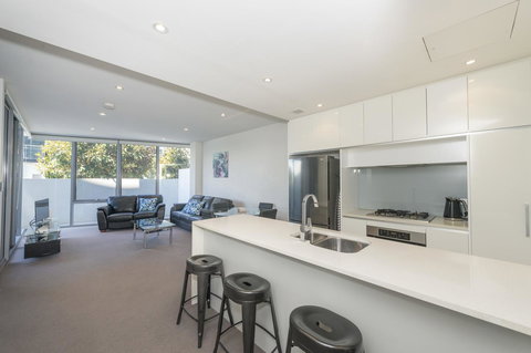 Lakefront 116 Kingston ACT - Accommodation in Surfers Paradise 7