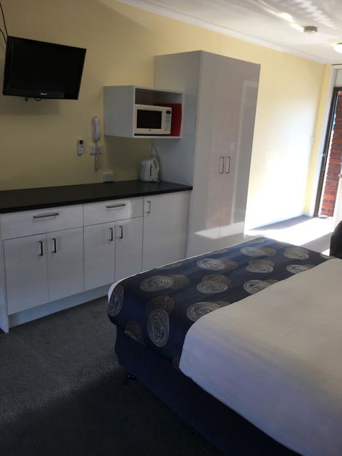 Pelican Motor Inn - Accommodation in Surfers Paradise 1