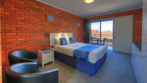Pelican Motor Inn - Accommodation in Surfers Paradise 2