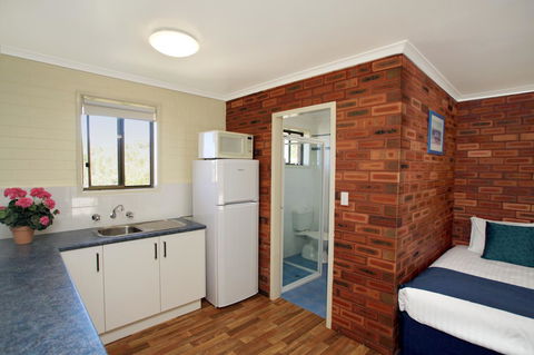 Pelican Motor Inn - Accommodation in Surfers Paradise 36