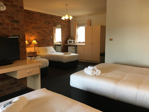 Bega Downs Motor Inn - Accommodation in Surfers Paradise 14