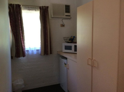 Bega Downs Motor Inn - Accommodation in Surfers Paradise 1