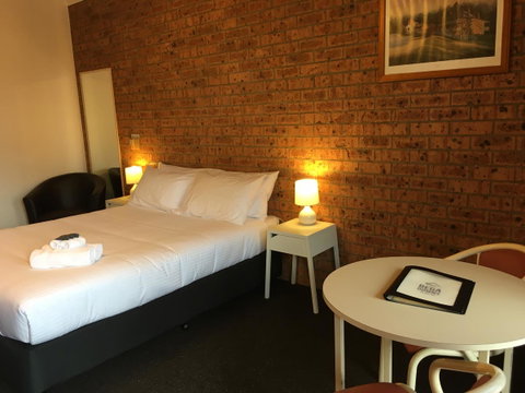 Bega Downs Motor Inn - Accommodation in Surfers Paradise 16