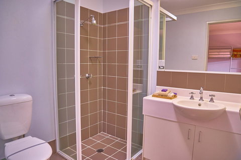 Hunter Oasis - Accommodation in Surfers Paradise 18