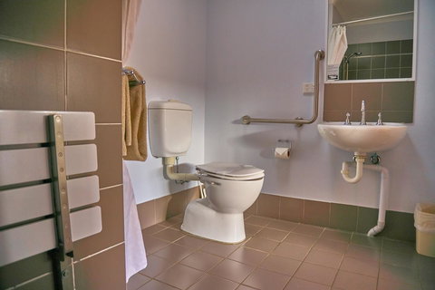 Hunter Oasis - Accommodation in Surfers Paradise 30