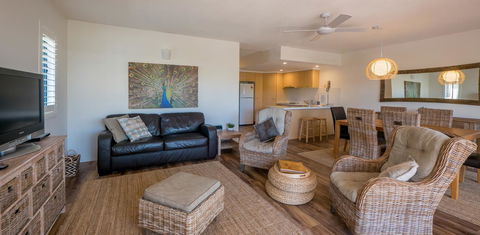 Byron Quarter Apartments - Accommodation in Surfers Paradise 37