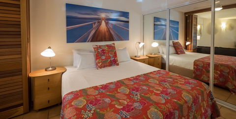 Byron Quarter Apartments - Accommodation in Surfers Paradise 44