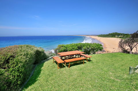 Neptune I Absolute Beachfront I Stunning Views - Accommodation in Surfers Paradise 32