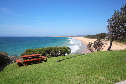 Neptune I Absolute Beachfront I Stunning Views - Accommodation in Surfers Paradise 31