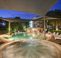 Ramada Resort by Wyndham Flynns Beach - Accommodation in Surfers Paradise