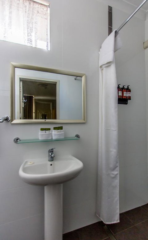 Best Western Endeavour Motel - Accommodation in Surfers Paradise 40