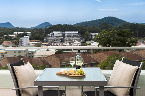 Oaks Nelson Bay Lure Suites - Accommodation in Surfers Paradise 5