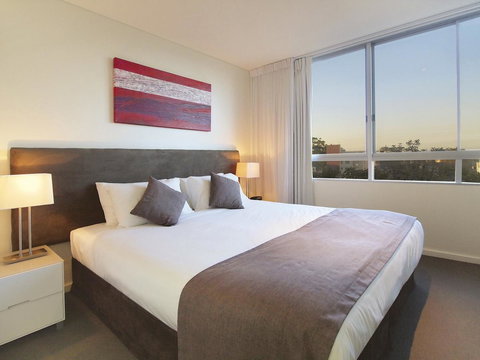 Oaks Nelson Bay Lure Suites - Accommodation in Surfers Paradise 13