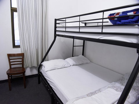 Maze Backpackers - Sydney - Accommodation in Surfers Paradise 35