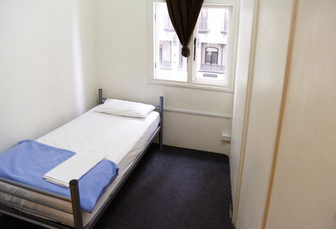 Maze Backpackers - Sydney - Accommodation in Surfers Paradise 13