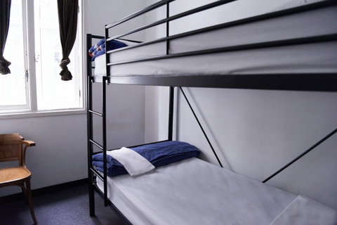 Maze Backpackers - Sydney - Accommodation in Surfers Paradise 7