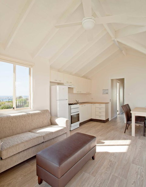 Blue Lagoon Beach Resort - Accommodation in Surfers Paradise 31