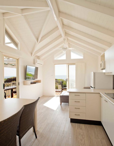 Blue Lagoon Beach Resort - Accommodation in Surfers Paradise 28