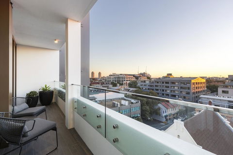 Botanik Apartment Hotel - Accommodation in Surfers Paradise 2
