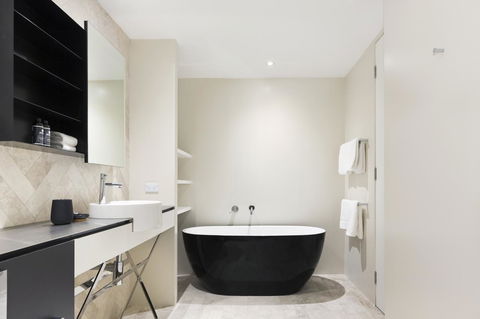 Botanik Apartment Hotel - Accommodation in Surfers Paradise 9