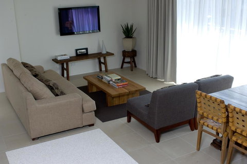 Byron Bay Hotel And Apartments - Accommodation in Surfers Paradise 41