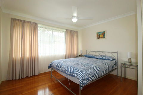 Anglesea, 17 Hodgson Street - Accommodation in Surfers Paradise 7