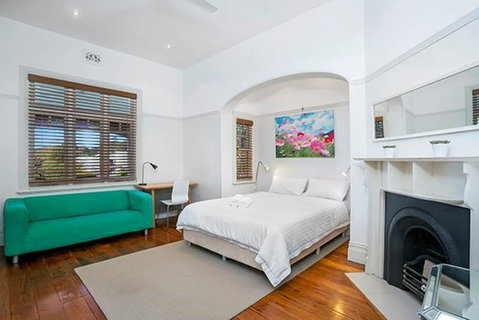 Holiday Home Fairy Bower Road Manly FAB05 - Accommodation in Surfers Paradise 2