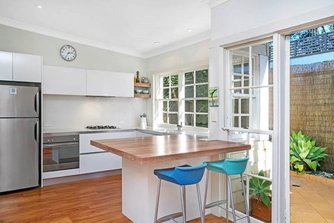 Holiday Home Fairy Bower Road Manly FAB05 - Accommodation in Surfers Paradise 3