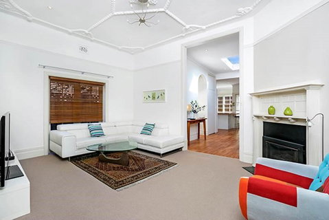 Holiday Home Fairy Bower Road Manly FAB05 - Accommodation in Surfers Paradise 1