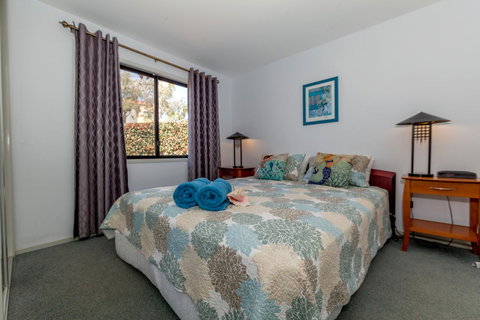 Condo 105 @ Horizons Golf Resort - Salamander Bay NSW - Accommodation in Surfers Paradise 9
